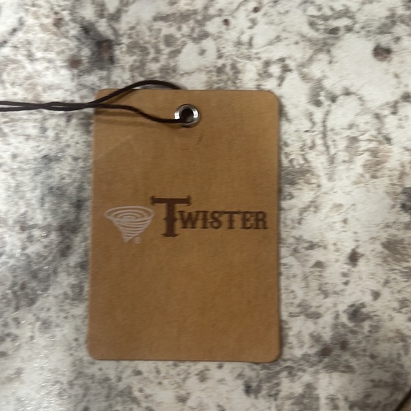 Big boy boots - Picture 5 of 5